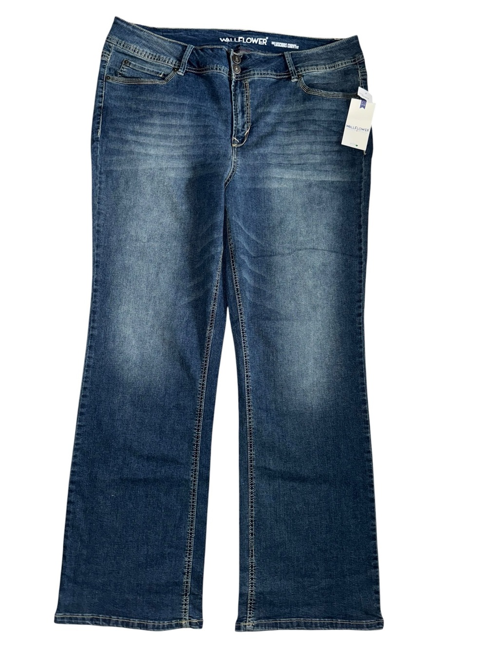 NWT Wallflower Luscious Curvy Bootcut Jeans Women’s 22 Long Medium Wash Plus